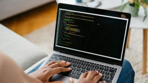 لپ تاپ برای برنامه نویسی